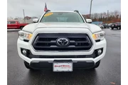 $29775 : Toyota Tacoma 2020 4x4 TRD P thumbnail