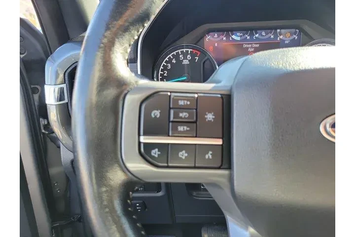 $33000 : Ford F-150 2021 4x2 XLT 4dr image 6