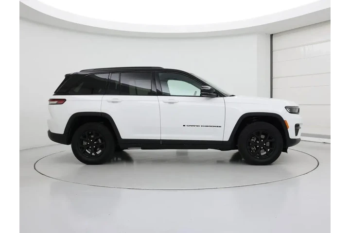 $35998 : Jeep Grand Cherokee 2024 4x4 image 7