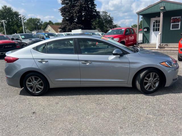 $10990 : 2017 ELANTRA image 2