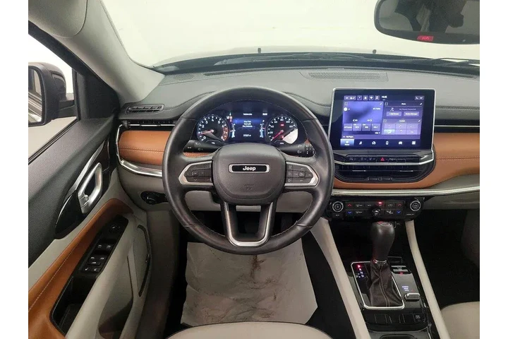 $23998 : Jeep Compass 2022 4x4 Limite image 10