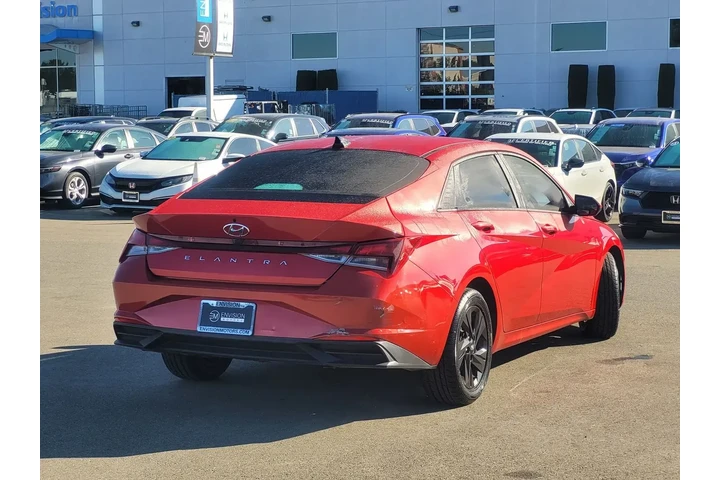 $9488 : Hyundai ELANTRA 2021 SEL 4dr image 4
