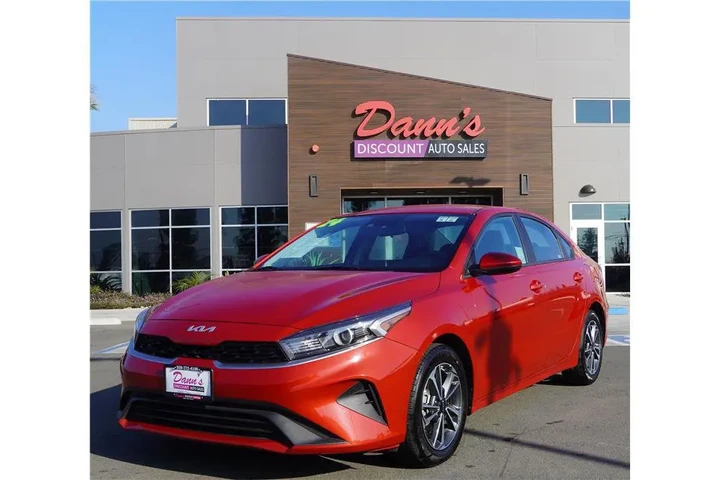 $17250 : 2024 Forte LXS image 1