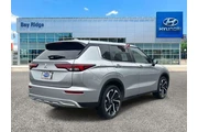 $20174 : Mitsubishi Outlander 2023 AW thumbnail