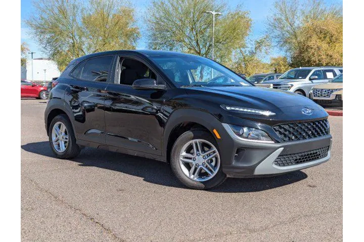 $17990 : Hyundai KONA 2022 SE 4dr Cro image 2