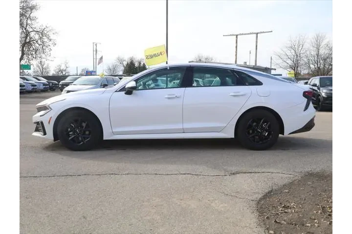 $21770 : Kia K5 2025 LXS 4dr Sedan image 6