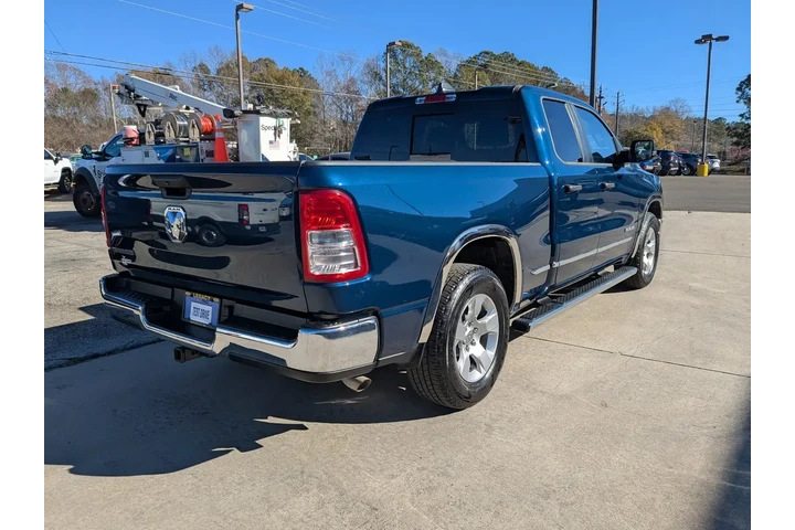 $31850 : Ram 1500 2023 4x2 Big Horn 4 image 4