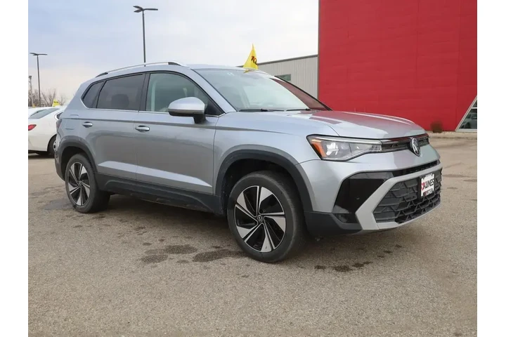$24277 : Volkswagen Taos 2025 AWD SE image 2