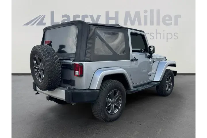 Jeep Wrangler 2014 4x4 Sahar image 5