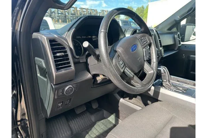 $22000 : Ford F-150 2018 4x4 XLT 4dr image 10