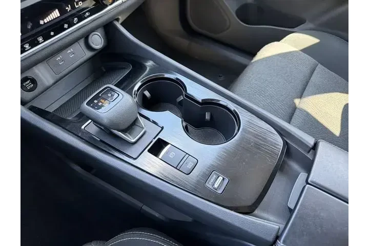 $20549 : Nissan Rogue 2025 SV 4dr Cro image 10