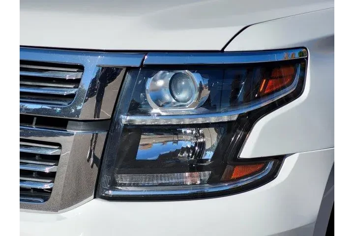 $19929 : Chevrolet Suburban 2018 4x4 image 8