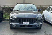 $17990 : Ford Escape Hybrid 2020 SE S thumbnail
