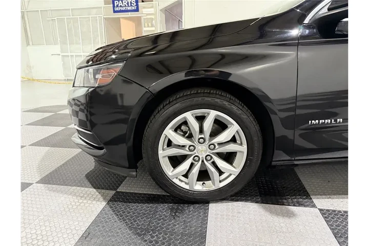 $17649 : Impala 2018 image 10
