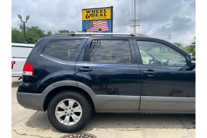 $4995 : 2009 Borrego LX image 5
