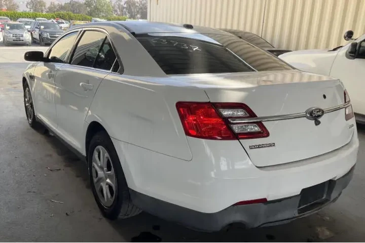 $13750 : 2015 Taurus Police Interceptor image 5