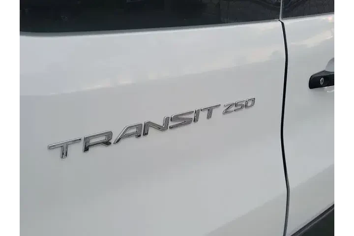 $36990 : Ford Transit 2025 250 3dr SW image 6