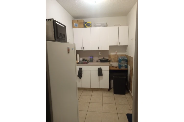 $1200 : Rento efficiency image 3