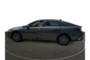 $23178 : Hyundai ELANTRA 2024 SEL 4dr thumbnail