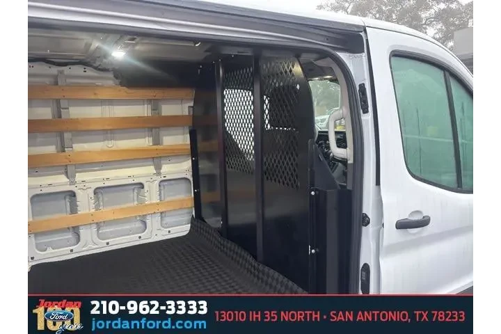 $32874 : Ford Transit 2024 250 3dr SW image 7
