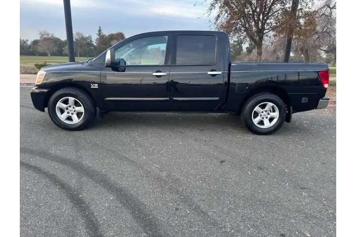 $8495 : 2004 Titan SE image 4