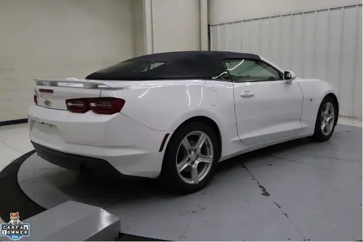 $22997 : Chevrolet Camaro 2023 LT 2dr image 4