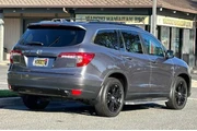 $23529 : Honda Pilot 2021 AWD SE 4dr thumbnail