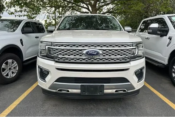 $22995 : Ford Expedition MAX 2019 4x4 image 2