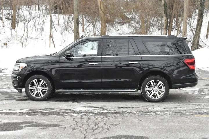 $34995 : Ford Expedition MAX 2023 4x2 image 4