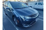 Chrysler Pacifica Hybrid 201 en San Diego