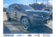 $32995 : 2022 Grand Cherokee Overland thumbnail