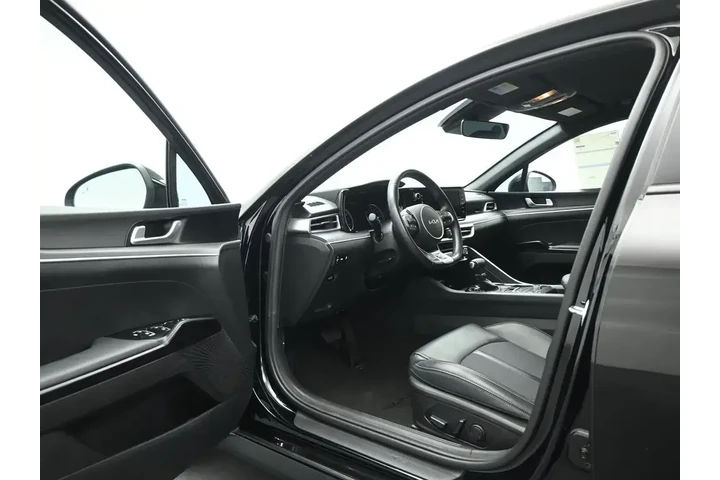 $26834 : Kia K5 2023 GT-Line 4dr Seda image 9