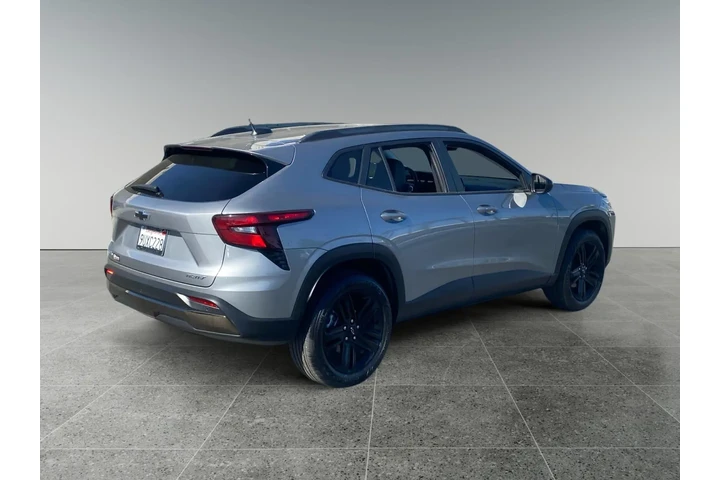 $27468 : Chevrolet Trax 2025 ACTIV 4d image 5