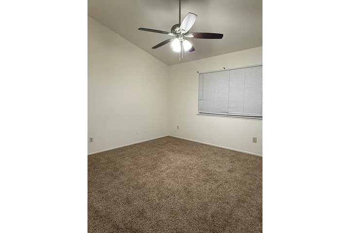 $1100 : 3 Recamaras 2 Baños image 2