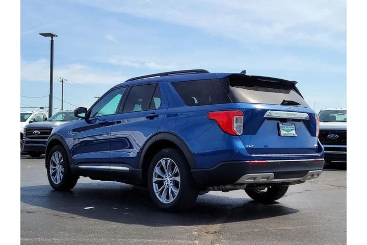 $31399 : Ford Explorer 2022 AWD XLT 4 image 6