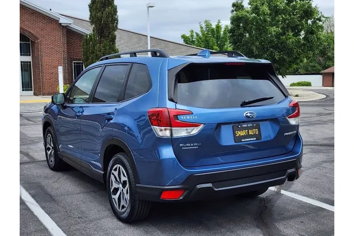 $21900 : 2022 Forester Premium image 7