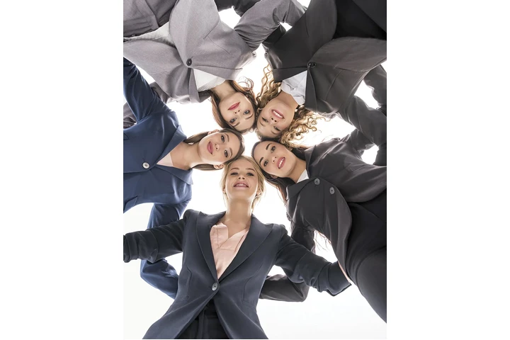 MISS DRIVER L.A.TAXI image 2