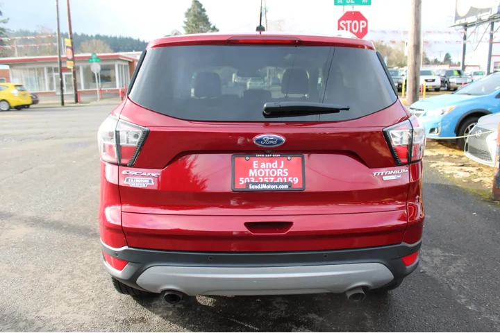 $11995 : 2017 Escape Titanium 4WD image 6