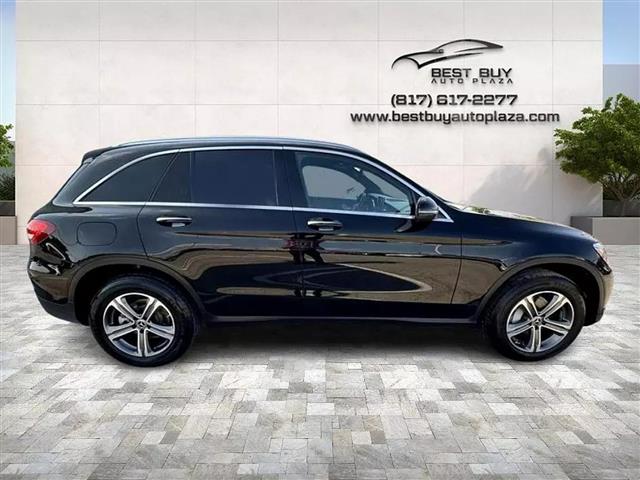 $12795 : 2018 MERCEDES-BENZ GLC GLC 30 image 9