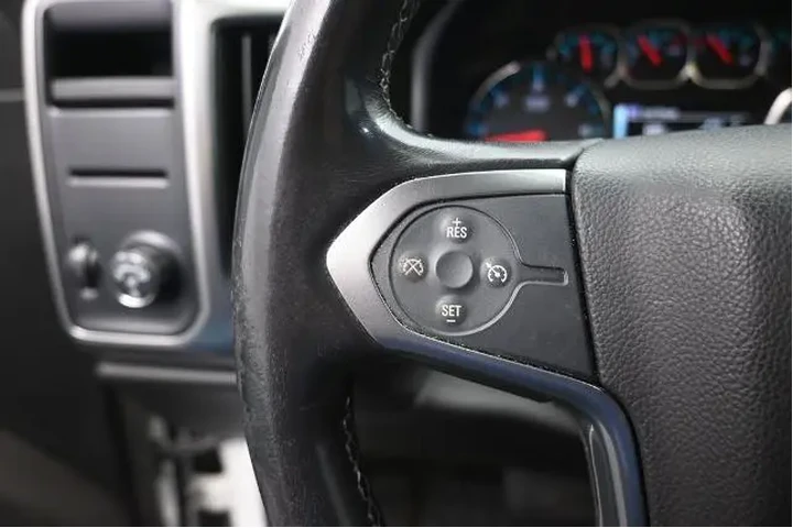 $10596 : Chevrolet Silverado 1500 201 image 3