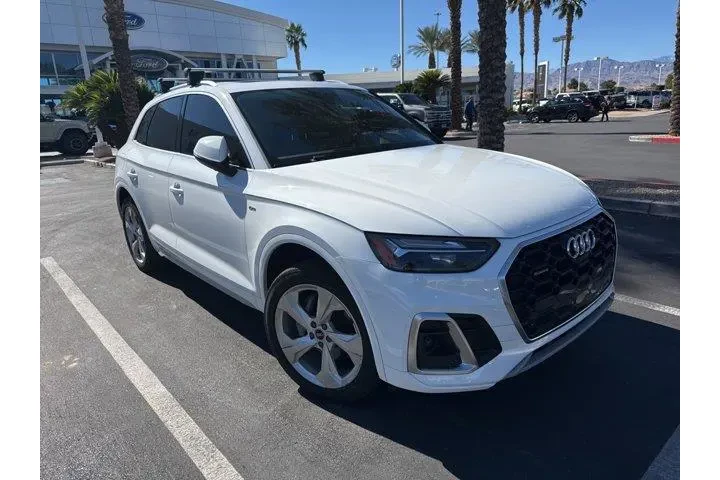 $25282 : Audi Q5 2022 AWD quattro S l image 1