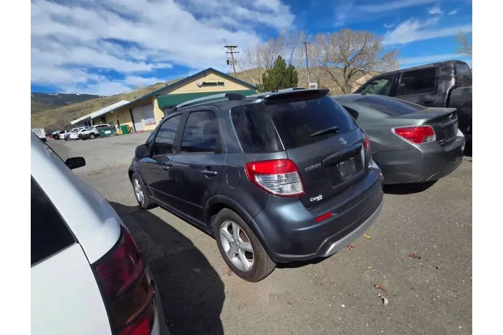 $3777 : 2009 SX4 Crossover image 5