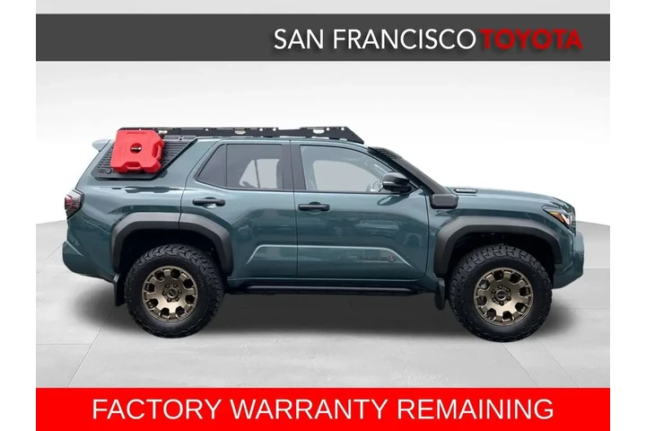 $64888 : Gold Certified 2025 4Runner i image 6