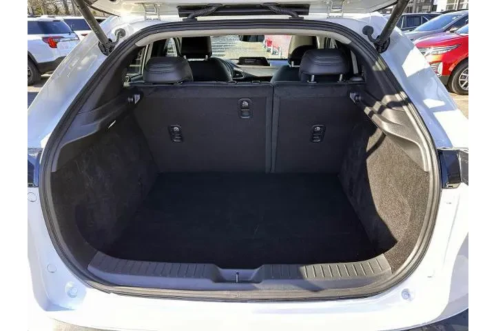 $23999 : Mazda CX-30 2023 AWD 2.5 S P image 7