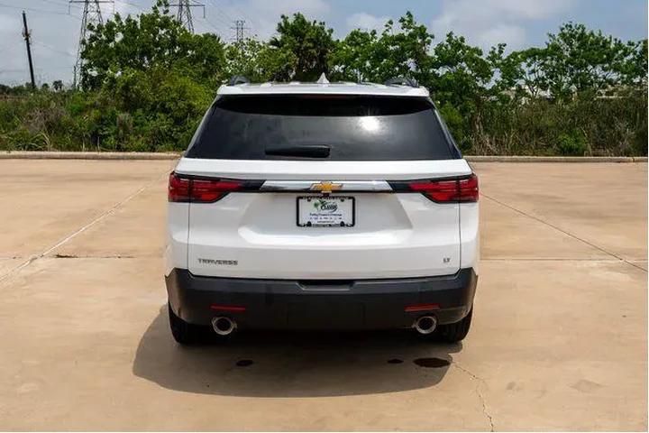 $28687 : Chevrolet Traverse 2023 LT C image 9