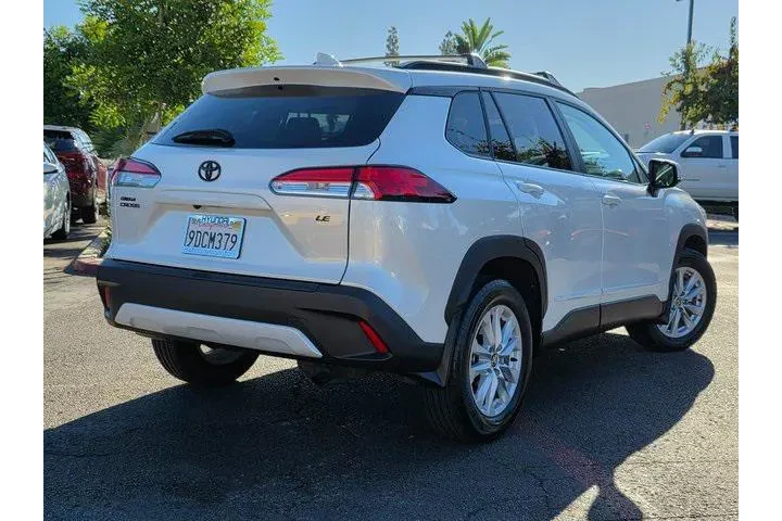 $23800 : Toyota Corolla Cross 2022 LE image 5