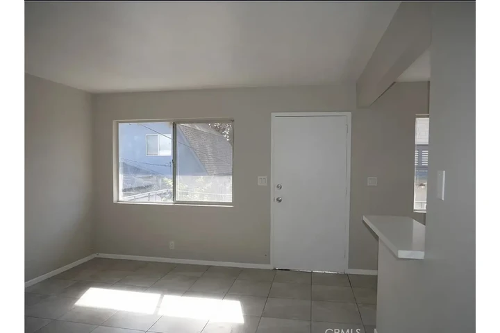 $1000 : 1 Apartamento en alquiler image 3