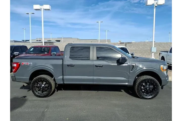 $32092 : Ford F-150 2021 4x4 XL 4dr S image 3