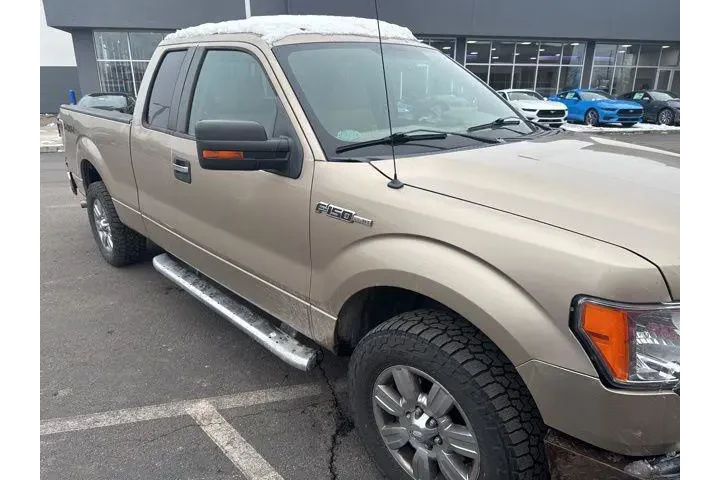 $6995 : Ford F-150 2011 4x4 XLT 4dr image 4