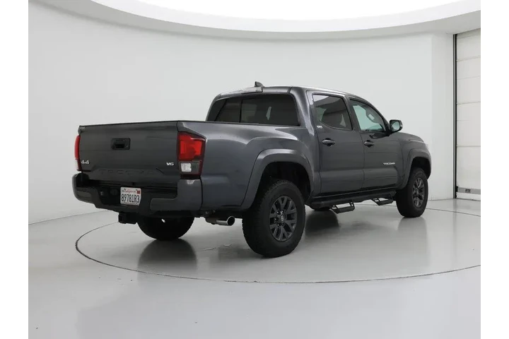 $31998 : Toyota Tacoma 2023 4x4 SR5 V image 8
